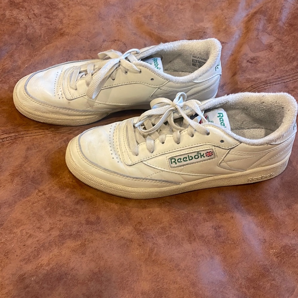 Reebok Club C 85 vintage shoe. Cream.